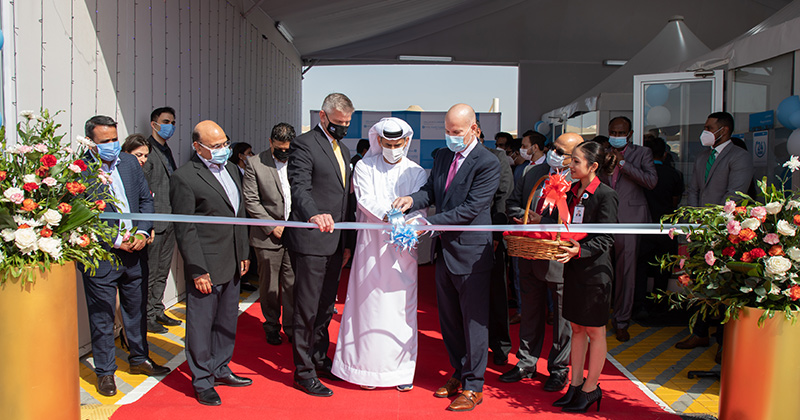 Scaling New Heights
State-of-the-art furnace produces whopping 
8-meter glass 